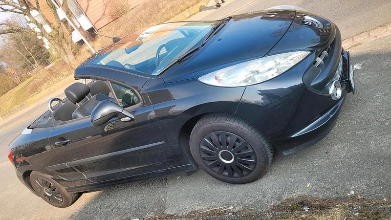Schwarz Gebraucht 2007 Peugeot 207 CC Cabrio | 1.000 € (Superpreis) - Bild 1/4