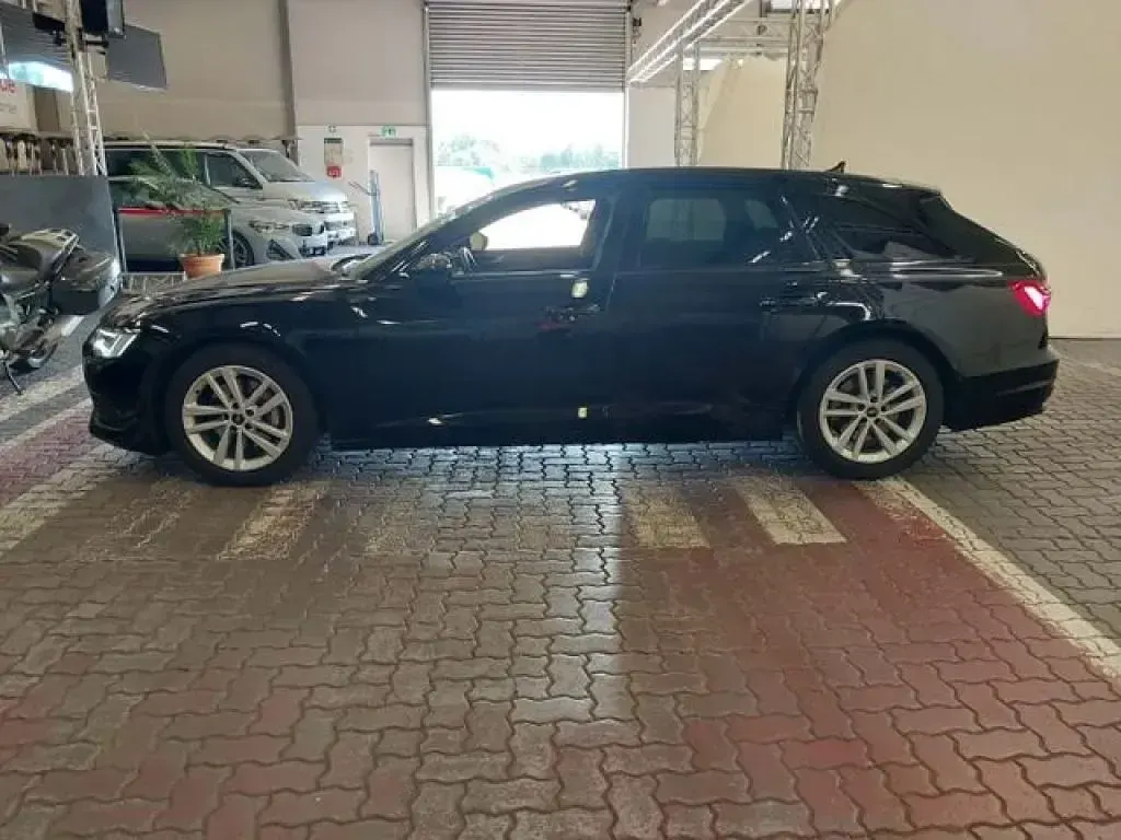 Gebraucht Audi A6 Ambiente 245 PS (180 kW) 2023 Brillantschwarz Kombi