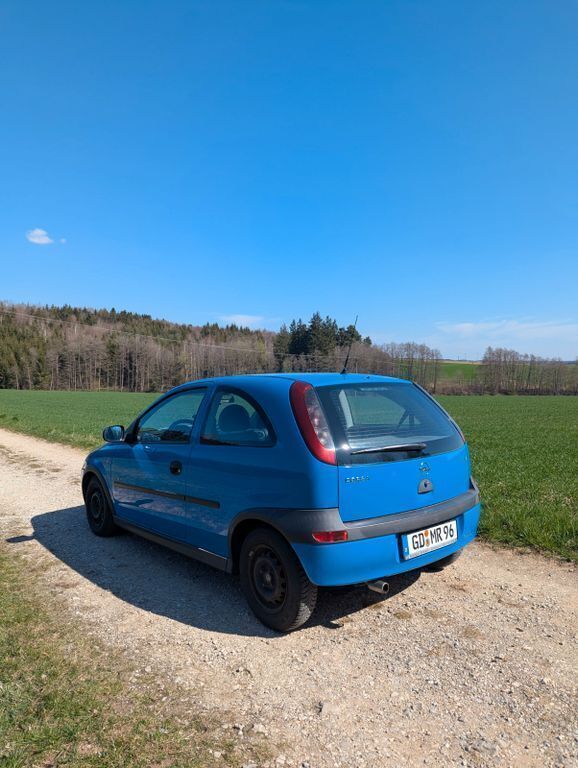 Blau Gebraucht 2003 Opel Corsa Limousine | 1.000 € (Guter Preis) - Bild 1/4