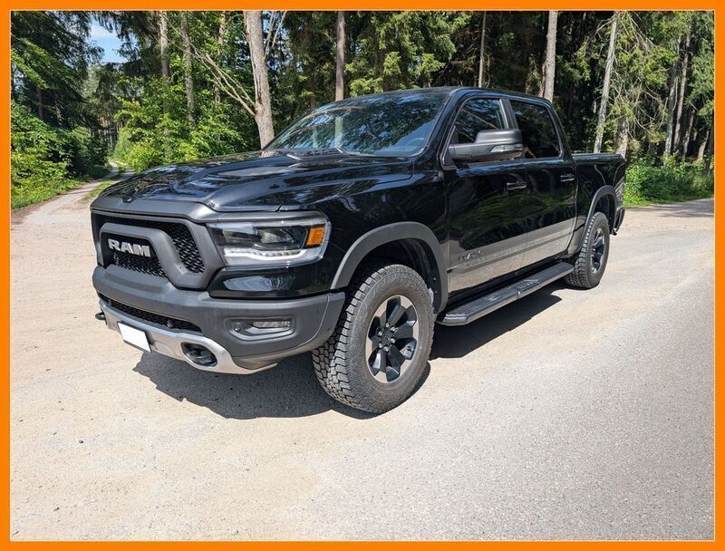 Schwarz Gebraucht 2021 Dodge Ram Abholung | 45.449 € (Fairer Preis) - Bild 1/4