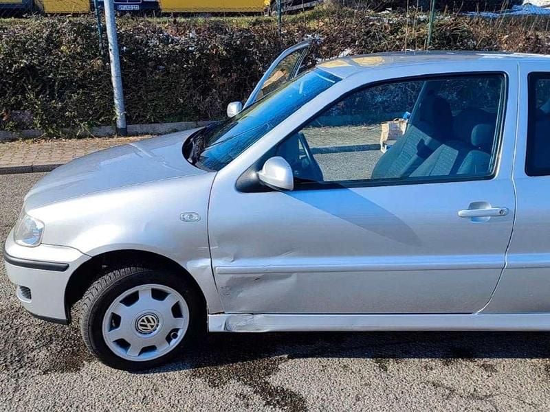 Silber Gebraucht 2001 VW Polo Kleinwagen | 999 € (Fairer Preis) - Bild 1/4