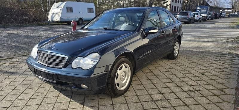 Gebraucht Mercedes C180 143 PS (105 kW) 2003 Schwarz Limousine