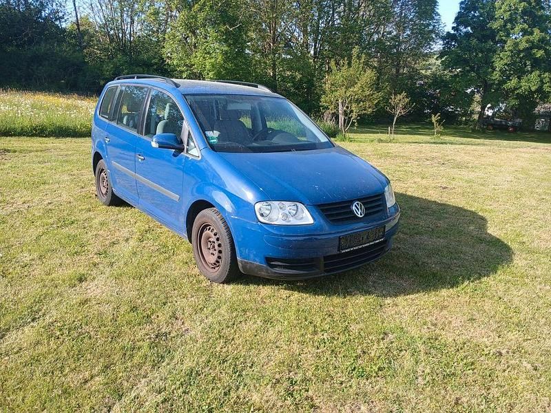 Blau Gebraucht 2002 VW Touran Basis Van / Kleinbus | 1.000 € - Bild 1/4