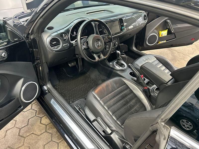 Gebraucht VW Beetle Sport 200 PS (147 kW) 2011 Schwarz Kleinwagen