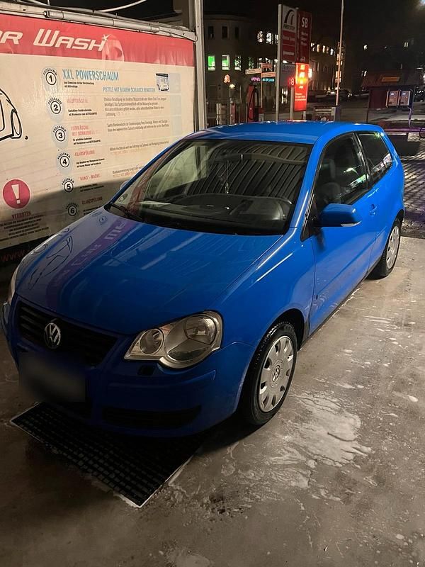 Second-hand VW Polo 75 CP (55 kW) 2005 Albastru Hatchback