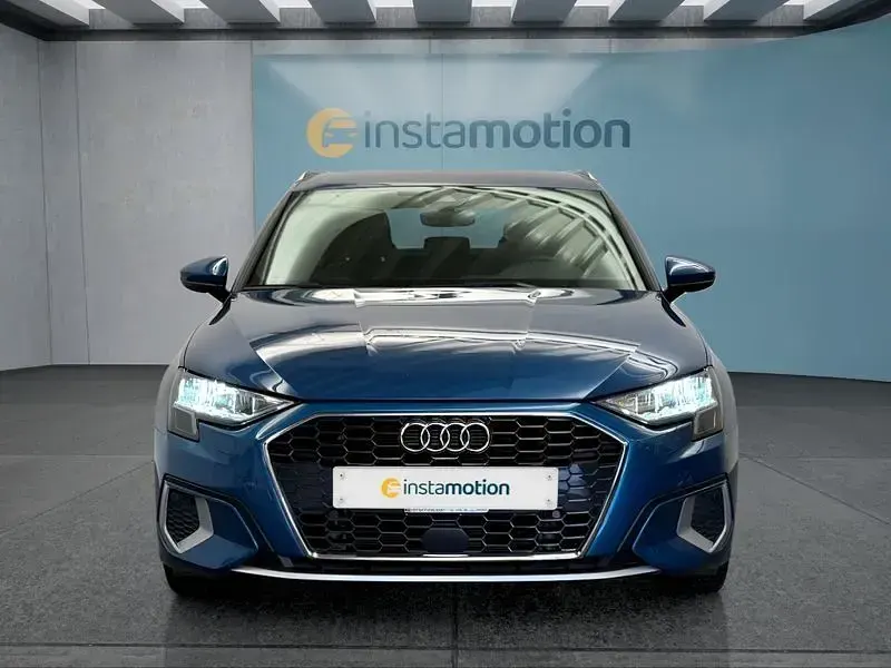 Gebraucht Audi A3 e-tron 204 PS (150 kW) 2021 Blau Kleinwagen