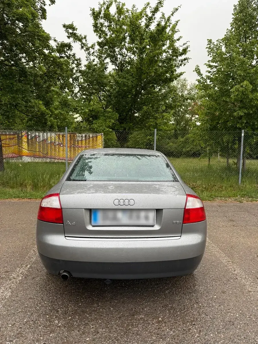 Gebraucht Audi A4 150 PS (110 kW) 2003 Grau Limousine