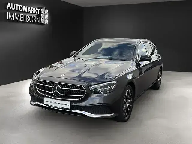Gebraucht Mercedes E300 306 PS (225 kW) 2021 Grau Limousine