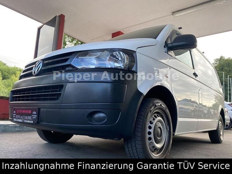 Weiß Gebraucht 2014 VW T5 Van | 15.990 € (Etwas zu teuer) - Bild 1/4