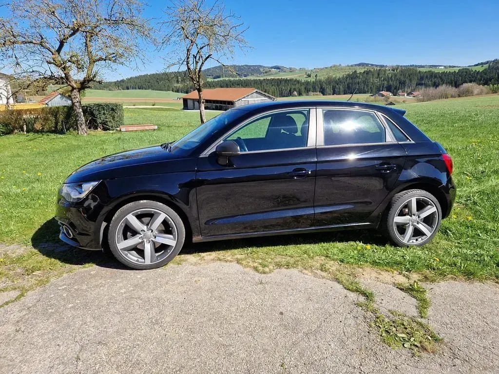 Gebraucht Audi A1 Sportback Ambition 122 PS (89 kW) 2013 Schwarz Kleinwagen