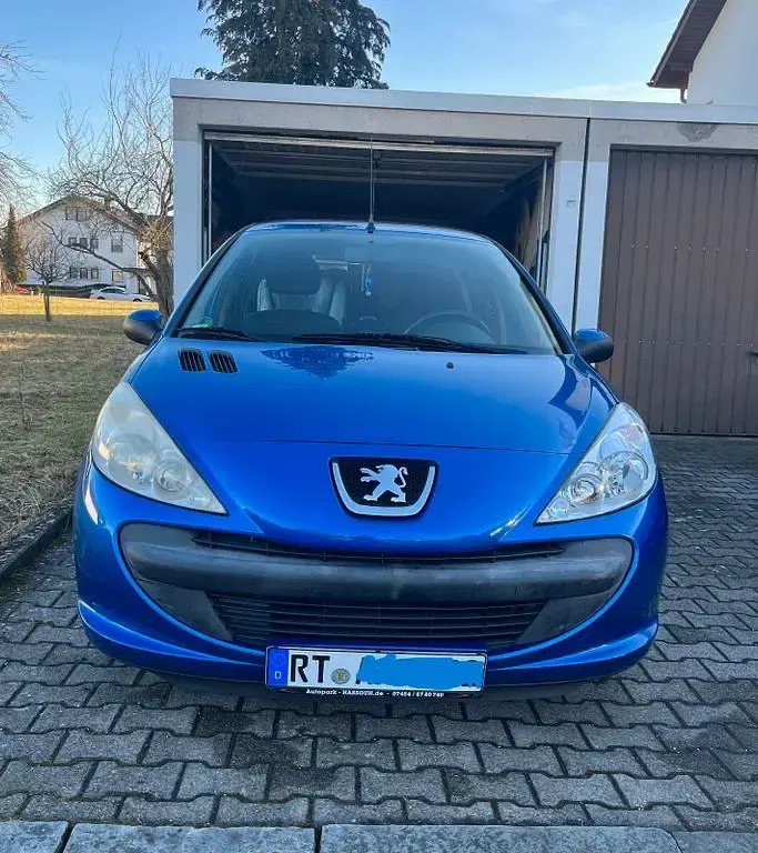 Gebraucht Peugeot 206 Style 73 PS (53 kW) 2011 Blau Limousine