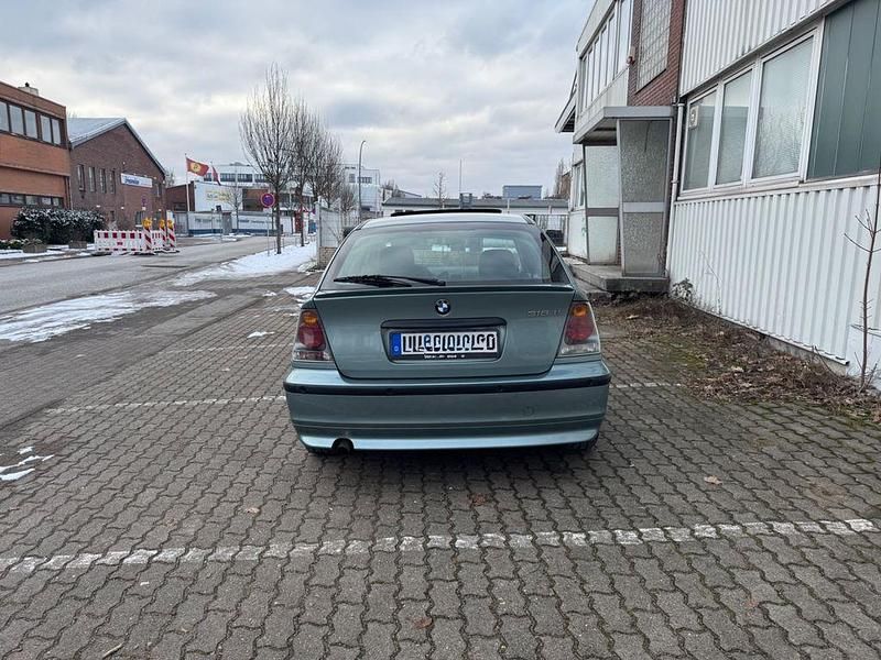 Gebraucht BMW 316 116 PS (85 kW) 2003 Silber Coupé