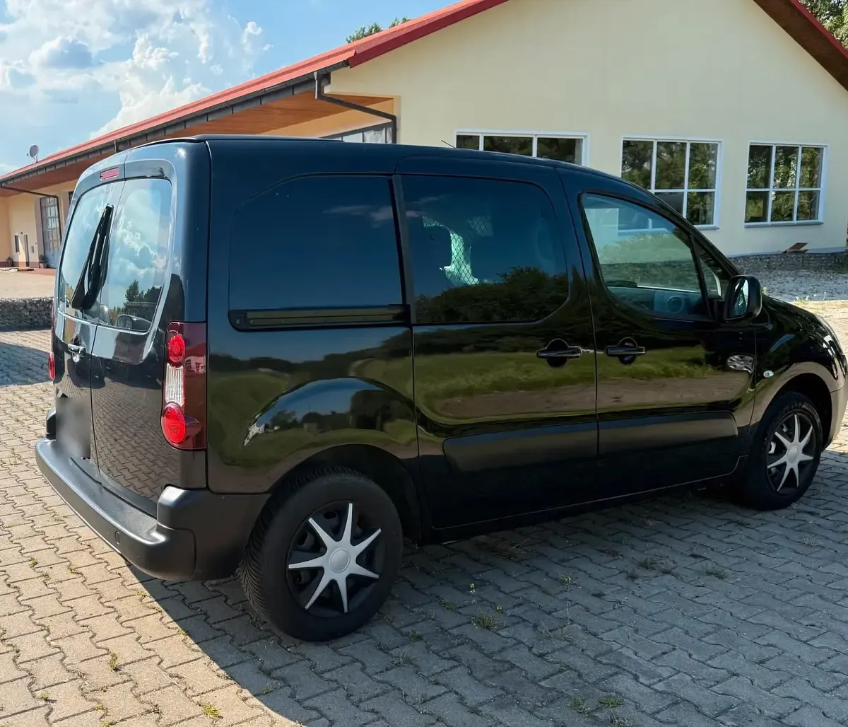 Gebraucht Citroën Berlingo 90 PS (66 kW) 2013 Schwarz Van / Kleinbus