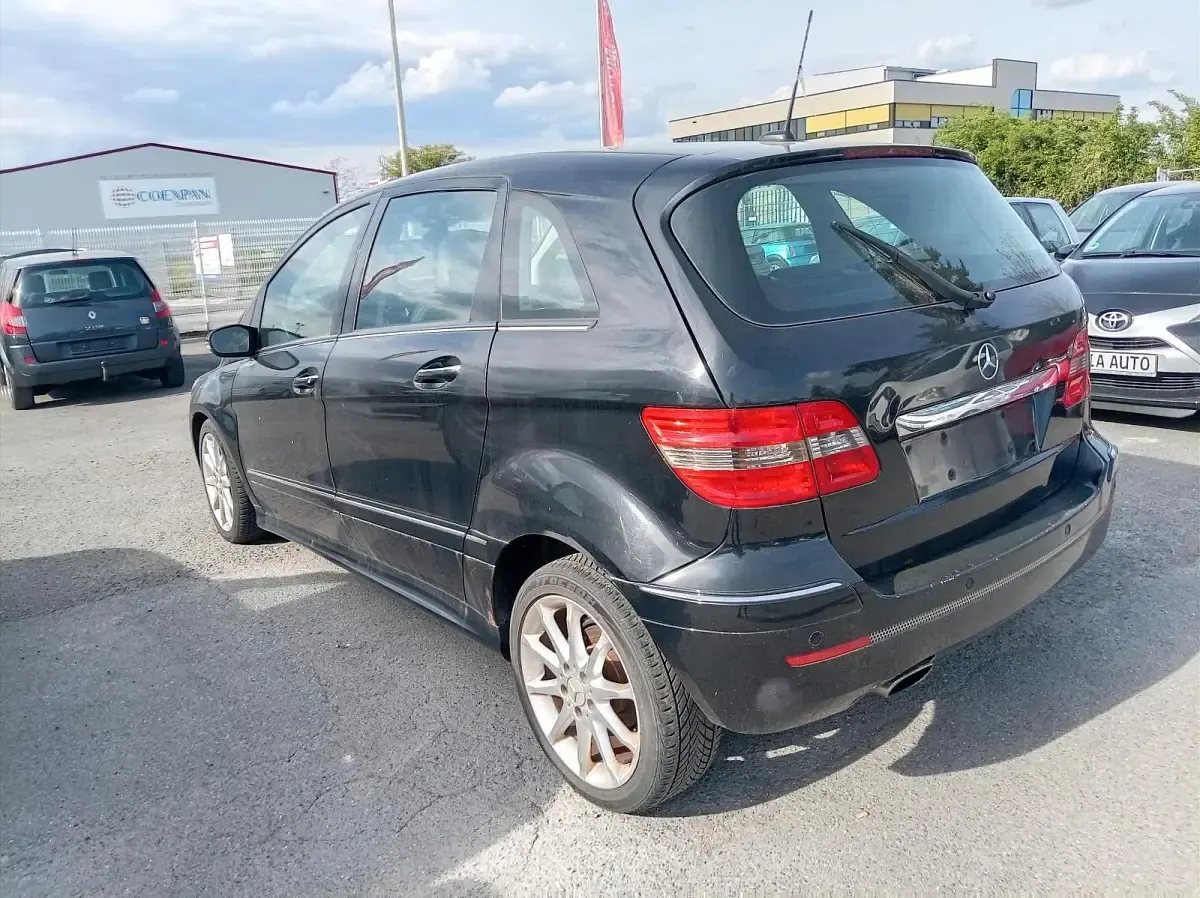 Gebraucht Mercedes B200 136 PS (100 kW) 2006 Schwarz Van / Kleinbus