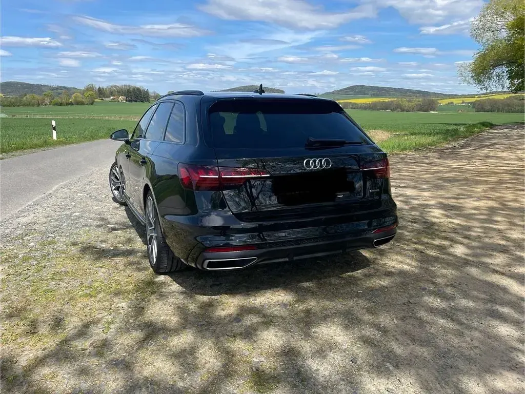 Gebraucht Audi A4 S-Line 204 PS (150 kW) 2021 Schwarz Kombi