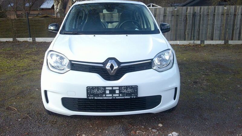 Weiß Gebraucht 2021 Renault Twingo Zen Kleinwagen | 6.900 € (Guter Preis) - Bild 1/4