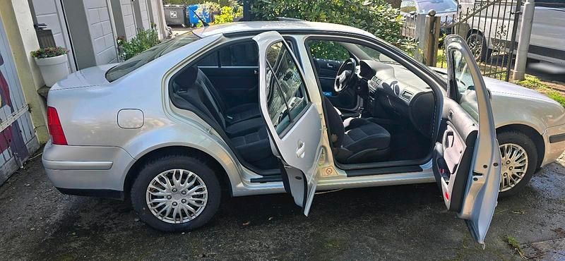 Brugt VW Bora 101 HK (74 kW) 1998 Sølv Sedan