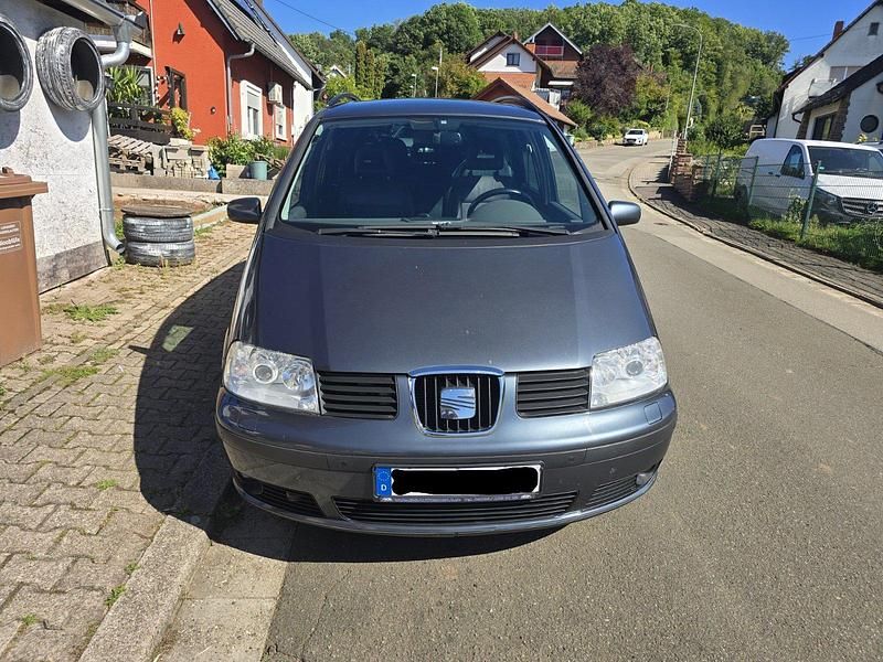 Gebraucht Seat Alhambra 150 PS (110 kW) 2008 Grau Van / Kleinbus
