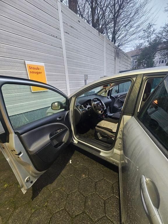 Gebraucht Seat Altea Style 125 PS (91 kW) 2014 Grau Van / Kleinbus