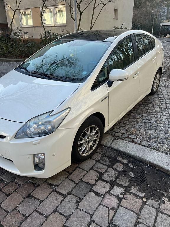 Gebraucht Toyota Prius Executive 136 PS (100 kW) 2010 Weiß Kleinwagen
