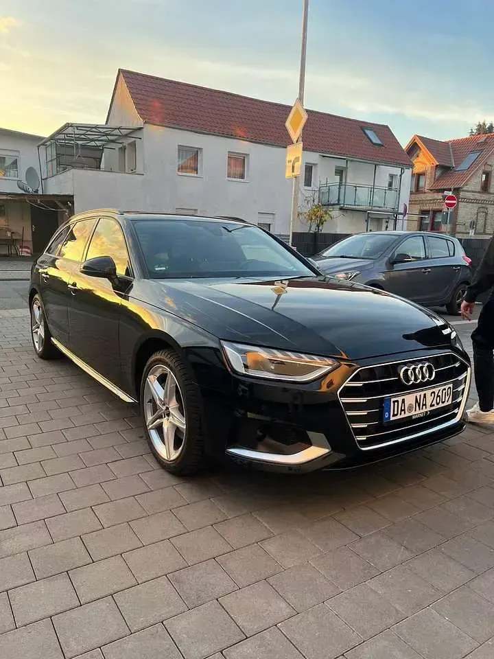 Gebraucht Audi A4 Advanced 204 PS (150 kW) 2021 Kombi