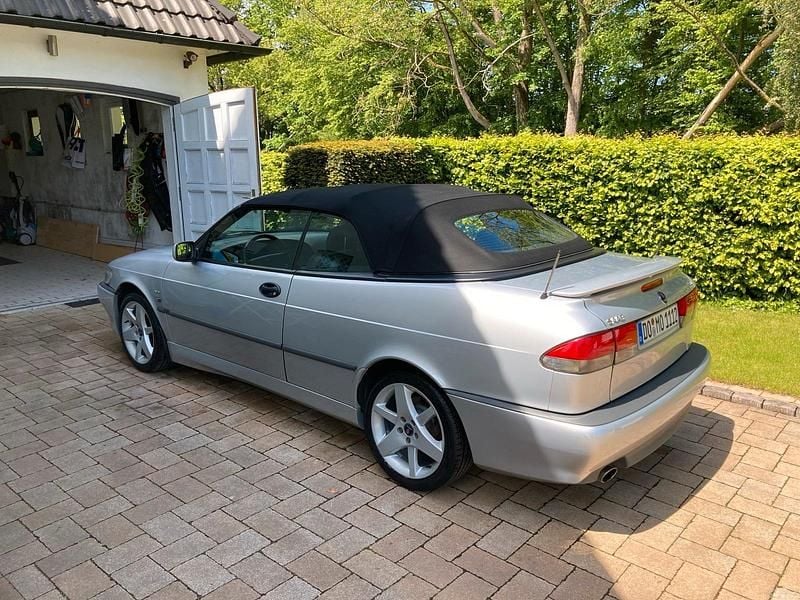 Silber Gebraucht 2001 Saab 9-3 Cabriolet Aero Cabrio | 6.900 € (Fairer Preis) - Bild 1/4