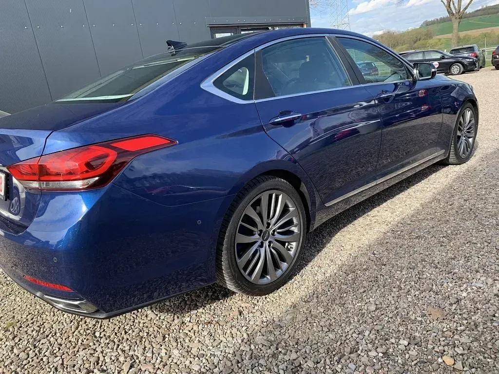 Gebraucht Hyundai Genesis 315 PS (231 kW) 2015 Blau Limousine