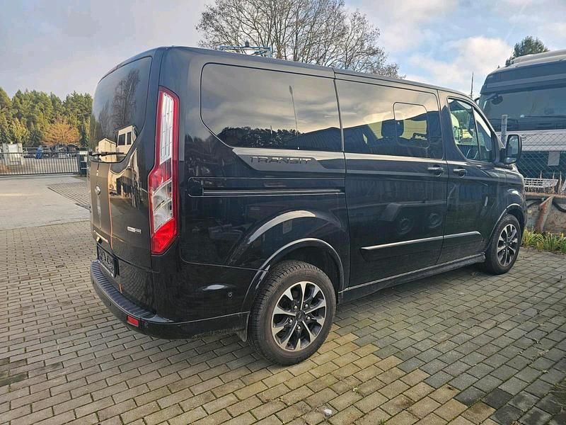 Gebraucht Ford Tourneo Sport 185 PS (136 kW) 2020 Schwarz Van / Kleinbus