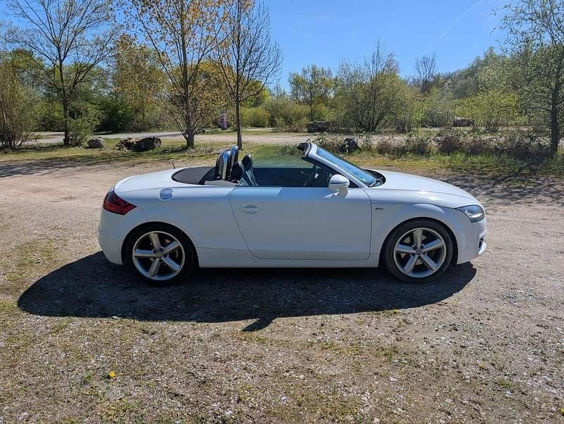 Gebraucht Audi TT S-Line 160 PS (117 kW) 2010 Weiß Coupé