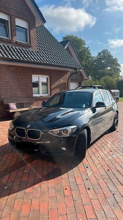 Schwarz Gebraucht 2012 BMW 116 Kleinwagen | 9.000 € (Fairer Preis) - Bild 1/4