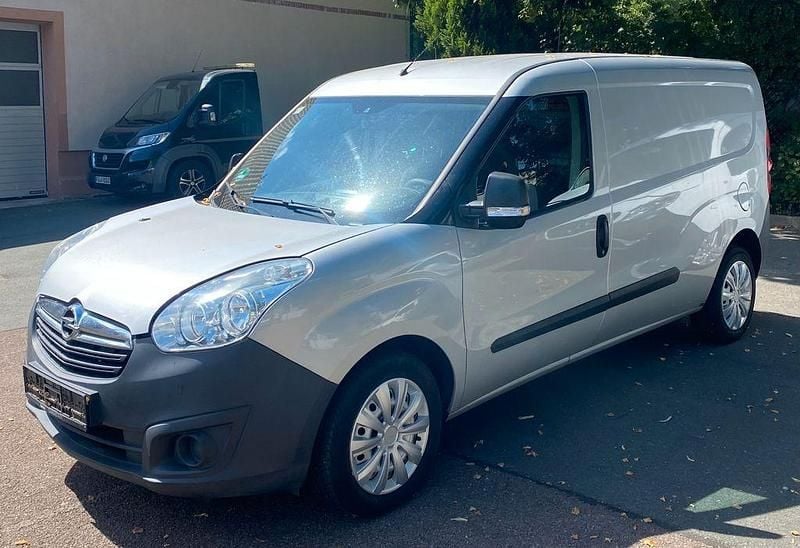 Grau Gebraucht 2015 Opel Combo Van / Kleinbus | 4.100 € (Superpreis) - Bild 1/4