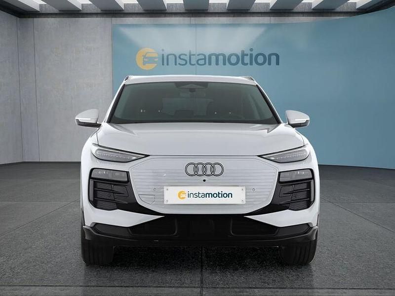 Gebraucht Audi Q6 e-tron 185 kW (252 PS) 2025 Weiß SUV