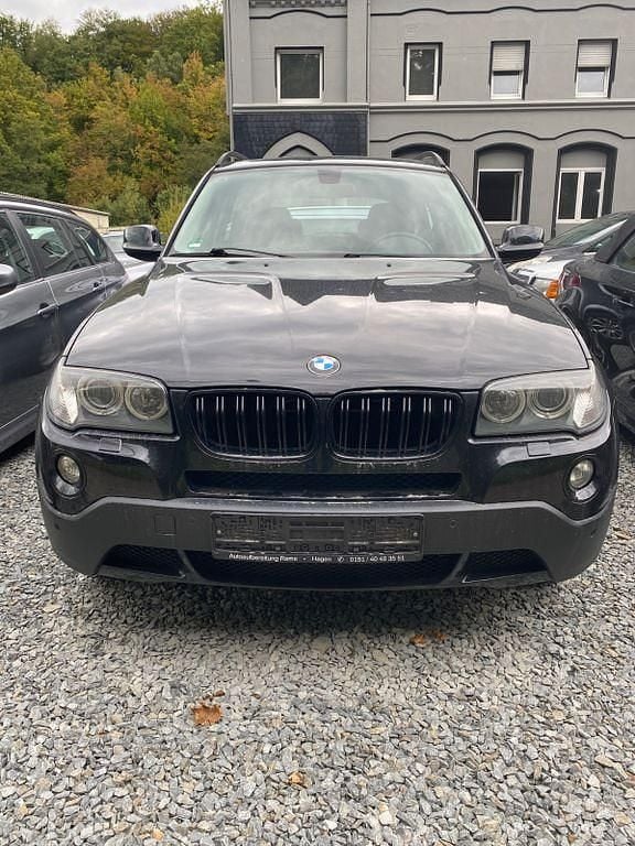 Schwarz Gebraucht 2010 BMW X3 Efficient Dynamics SUV | 5.899 € (Guter Preis) - Bild 1/4
