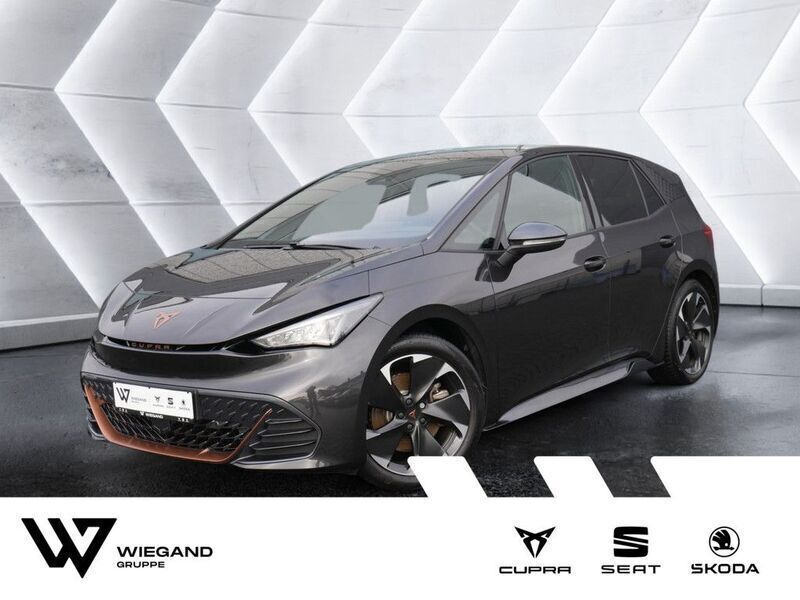 Grau Gebraucht 2024 Cupra Born Kleinwagen | 32.425 € (Fairer Preis) - Bild 1/4