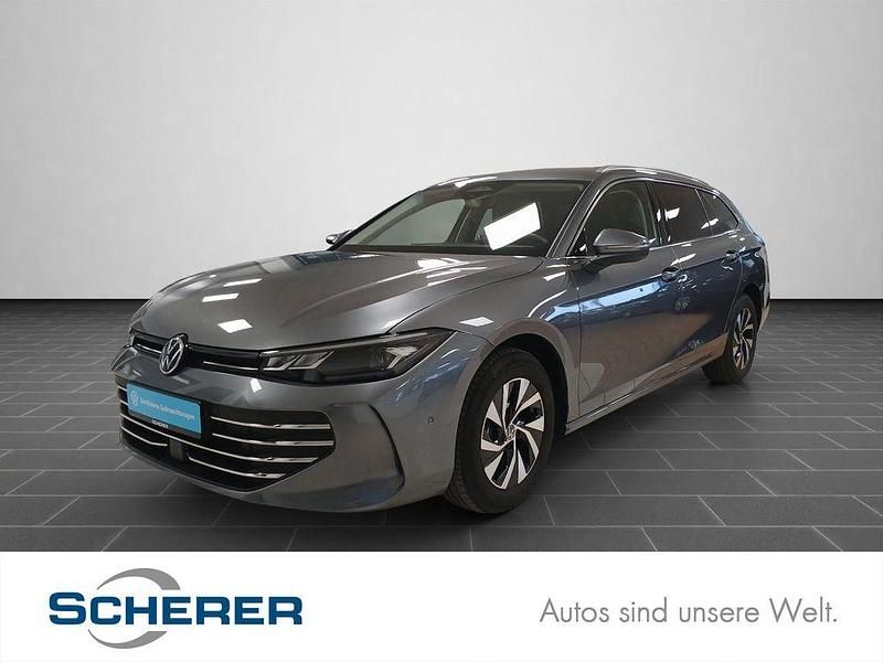 Diabasgrau metallic (metallic) Gebraucht 2025 VW Passat Business Kombi | 33.390 € (Superpreis) - Bild 1/4
