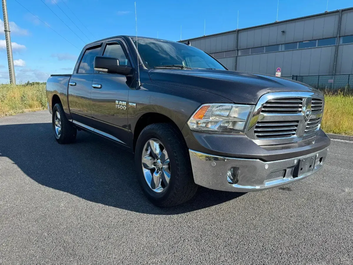 Gebraucht Dodge Ram 345 PS (253 kW) 2016 Grau