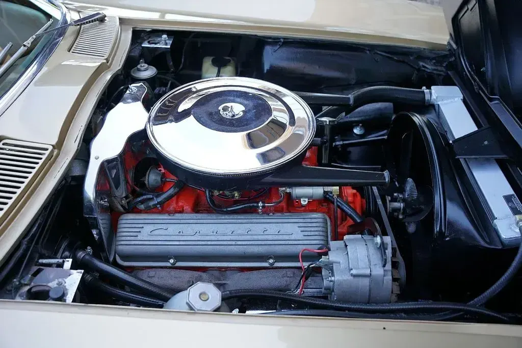 Używany Corvette Stingray 1963 Złoty