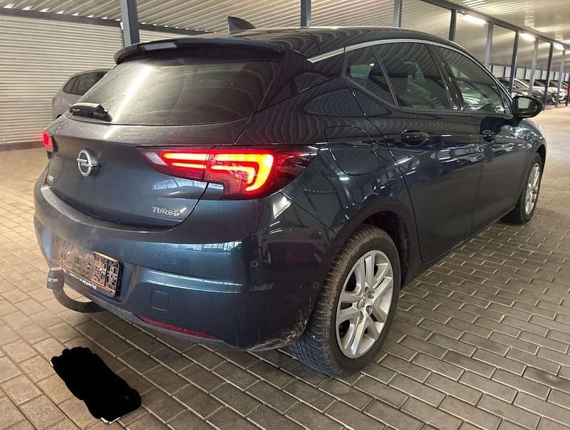 Gebraucht Opel Astra Innovation 150 PS (110 kW) 2016 Grün Limousine
