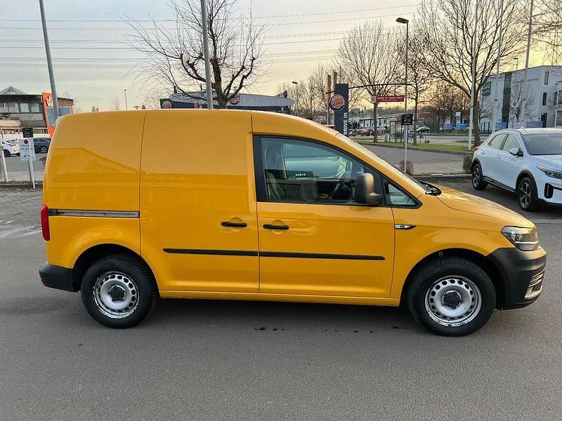 Gebraucht VW Caddy 102 PS (75 kW) 2020 Gelb Van / Kleinbus