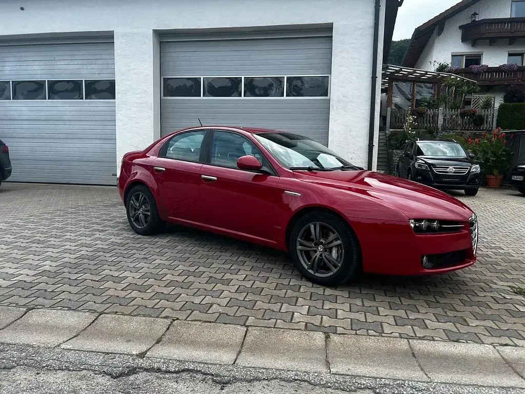 Gebraucht Alfa Romeo 159 200 PS (147 kW) 2011 Rot Limousine