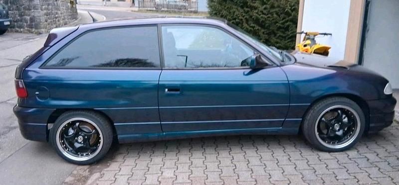 Gebraucht Opel Astra 150 PS (110 kW) 1992 Kleinwagen