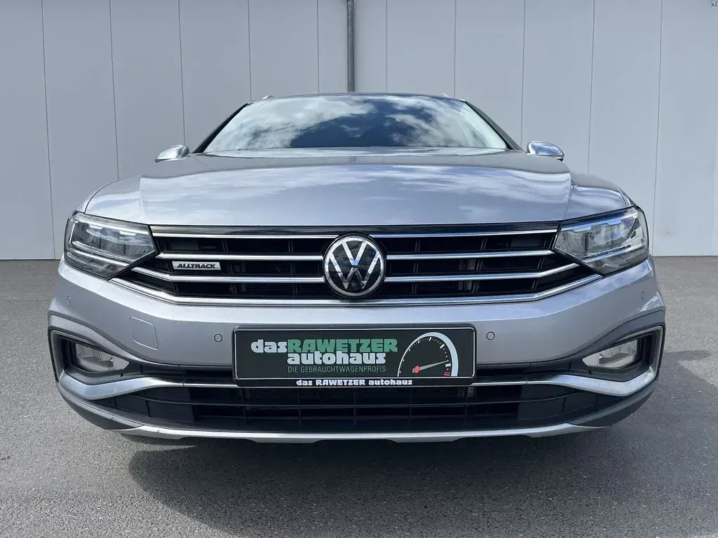 Gebraucht VW Passat Alltrack 200 PS (147 kW) 2021 Silber Kombi