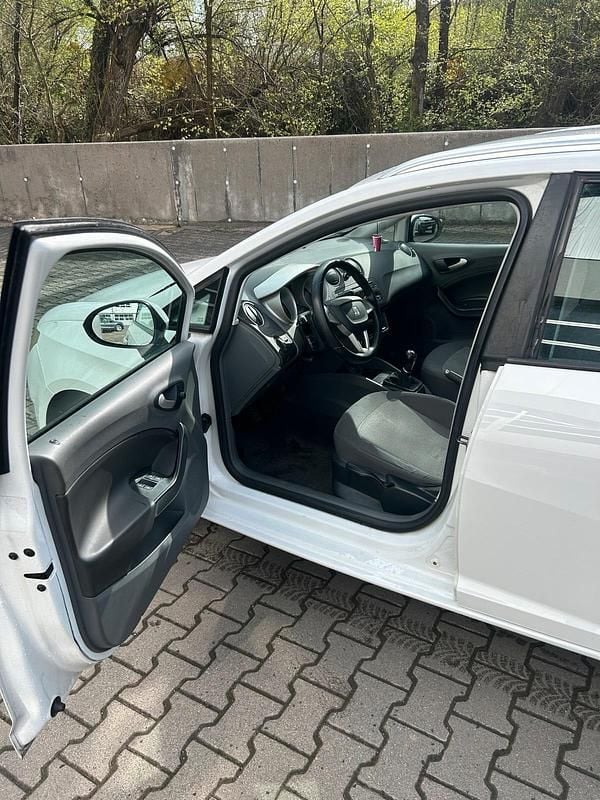 Gebraucht Seat Ibiza ST 69 PS (50 kW) 2011 Weiß Kombi