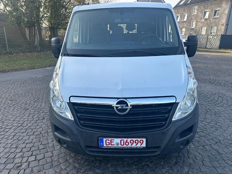 Gebraucht Opel Movano 131 PS (96 kW) 2018 Weiß Van / Kleinbus