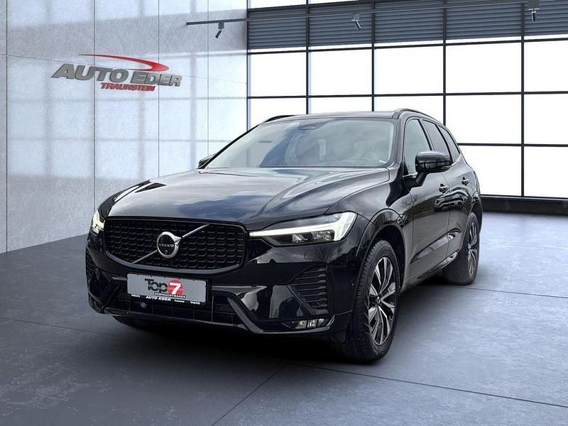 Gebraucht Volvo XC60 Plus 197 PS (144 kW) 2023 Onyx black (metallic) SUV