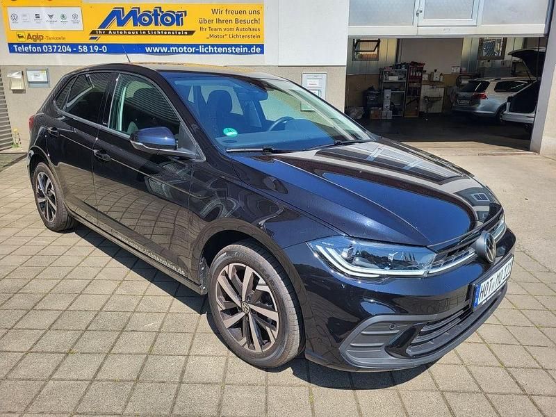 Deep black perleffekt Gebraucht 2025 VW Polo Move Limousine | 23.970 € (Teuer) - Bild 1/4