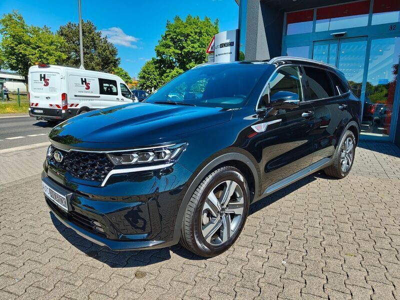 (abp) auroraschwarz met. Gebraucht 2021 Kia Sorento Platinum SUV | 36.490 € (Fairer Preis) - Bild 1/4
