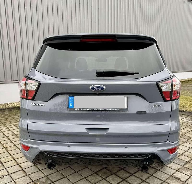 Gebraucht Ford Kuga ST-Line 230 PS (169 kW) 2019 Grau SUV
