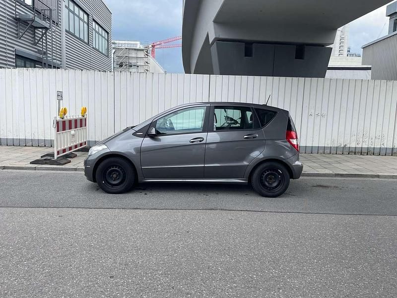 Silber Gebraucht 2008 Mercedes A170 Elegance Limousine | 5.000 € (Guter Preis) - Bild 1/4