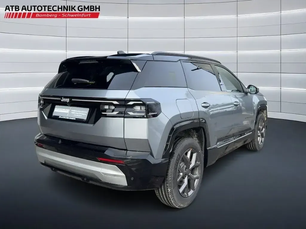 Gebraucht Jeep Compass 145 PS (106 kW) 2026 Grau SUV